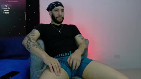 Snapshot of angel_kyrozz chatting on March 19, 7:07 pm angel_kyrozz online show from March 19, 7:07 pm