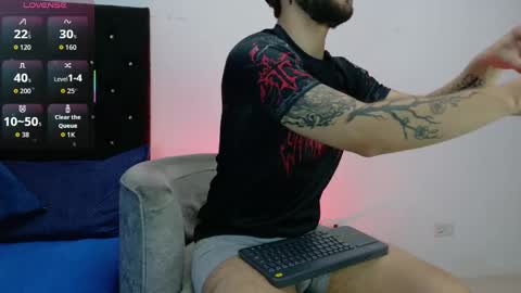 Snapshot of angel_kyrozz chatting on March 29, 7:14 pm angel_kyrozz online show from March 29, 7:14 pm