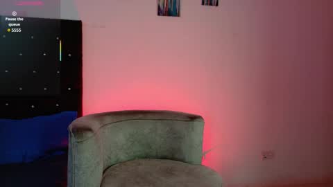 Snapshot of angel_kyrozz chatting on April 9, 7:08 pm angel_kyrozz online show from April 9, 7:08 pm