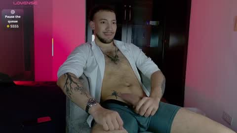 Snapshot of angel_kyrozz chatting on April 29, 7:31 pm angel_kyrozz online show from April 29, 7:31 pm