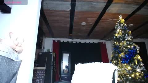 Angel online show from December 20, 1:58 am