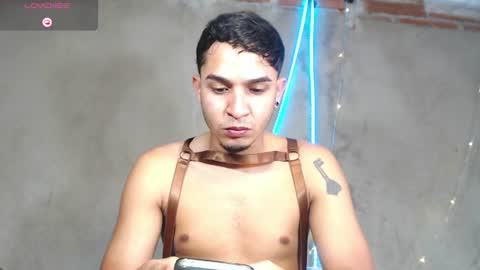 Snapshot of angel_latinboy chatting on July 23, 4:05 pm Angel online show from July 23, 4:05 pm
