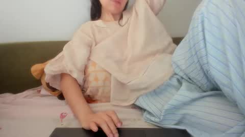 angel_lee__ online show from February 20, 4:09 am