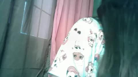 Snapshot of angel_melodyxx chatting on February 10, 1:57 am angel_melodyxx online show from February 10, 1:57 am