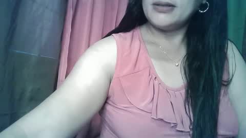 Snapshot of angel_melodyxx chatting on February 10, 7:15 am angel_melodyxx online show from February 10, 7:15 am