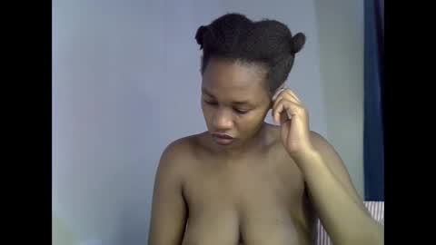 angel_mia5 online show from April 29, 7:23 am