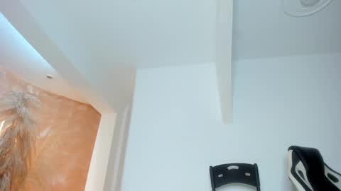 ANGEL online show from December 18, 2:21 am