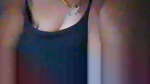 Snapshot of angel_pilipinaxxx10 chatting on February 24, 2:31 am angel_pilipinaxxx10 online show from February 24, 2:31 am