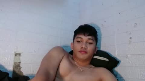 angel_rafael online show from November 28, 8:06 am