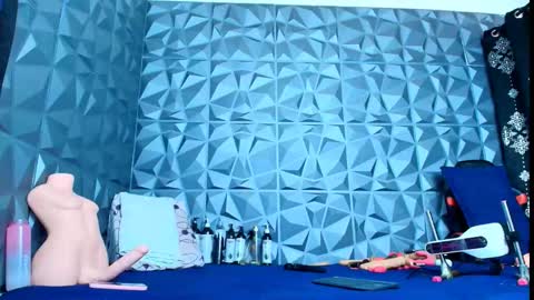 angel red77 online show from January 8, 8:33 pm