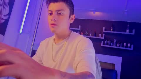 Snapshot of angel_still_ chatting on June 18, 3:18 am Angel Still online show from June 18, 3:18 am