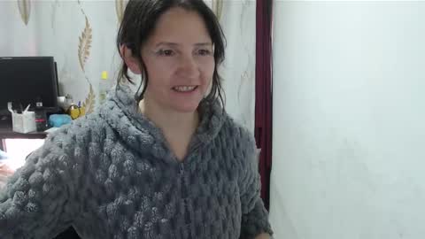 Snapshot of angel_sw chatting on September 16, 12:28 pm angel online show from September 16, 12:28 pm