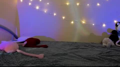 Angel Love online show from December 27, 10:05 pm