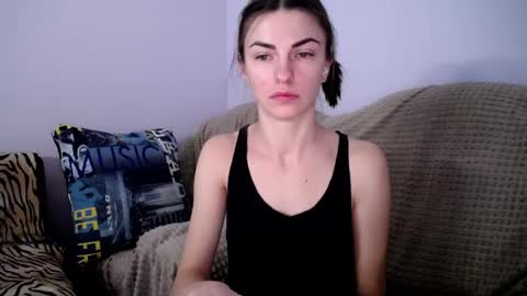 Zoe online show from January 2, 1:40 pm