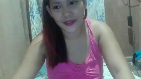 Snapshot of angela413796 chatting on January 17, 12:42 am angela413796 online show from January 17, 12:42 am