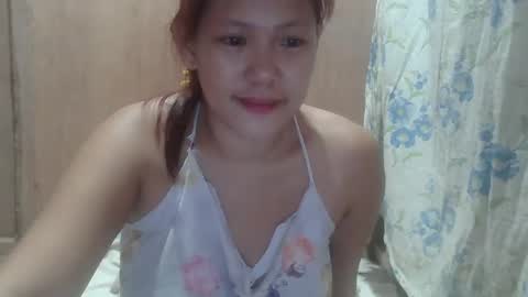 Snapshot of angela413796 chatting on February 22, 8:50 am angela413796 online show from February 22, 8:50 am