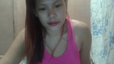 Snapshot of angela413796 chatting on March 7, 8:33 pm angela413796 online show from March 7, 8:33 pm