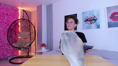 A N G E LA.  online show from September 12, 3:28 am