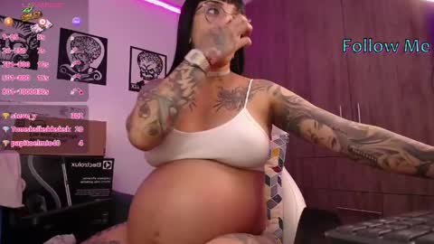 Snapshot of angela_lauren chatting on May 16, 1:13 am Angela online show from May 16, 1:13 am