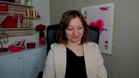 Snapshot of angela_samt chatting on April 7, 5:41 am Angela online show from April 7, 5:41 am