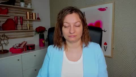 Snapshot of angela_samt chatting on April 20, 5:32 am Angela online show from April 20, 5:32 am