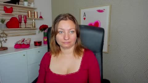 Snapshot of angela_samt chatting on July 21, 5:32 am Angela online show from July 21, 5:32 am