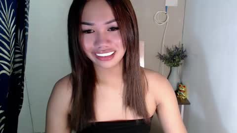 Snapshot of angela_star888 chatting on June 7, 12:59 am angela_star888 online show from June 7, 12:59 am
