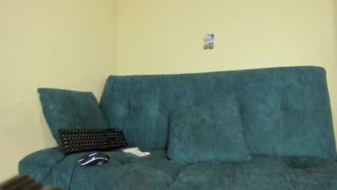 Snapshot of angela_suaza chatting on February 27, 4:52 am Angela online show from February 27, 4:52 am