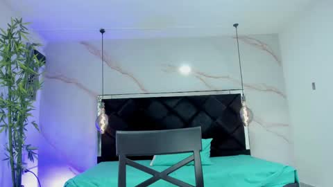 Snapshot of angelaa_cute chatting on September 13, 12:05 pm ANGELA online show from September 13, 12:05 pm