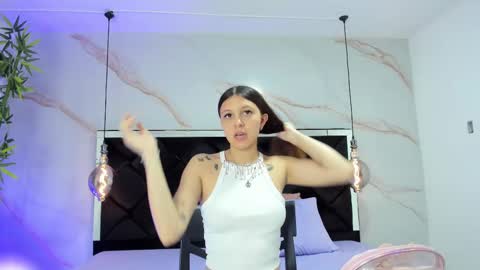 Snapshot of angelaa_cute chatting on September 20, 12:39 pm ANGELA online show from September 20, 12:39 pm