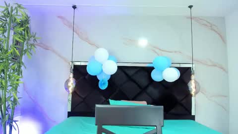 Snapshot of angelaa_cute chatting on September 25, 12:20 pm ANGELA online show from September 25, 12:20 pm