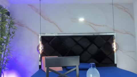 Snapshot of angelaa_cute chatting on October 21, 12:17 pm ANGELA online show from October 21, 12:17 pm