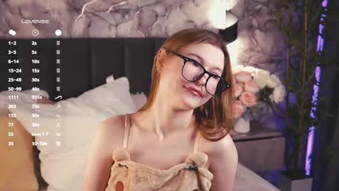 Snapshot of angelabalay chatting on April 22, 12:39 pm Mary online show from April 22, 12:39 pm
