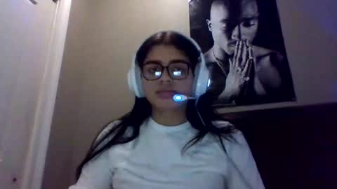 angelabvalle online show from February 11, 10:48 pm