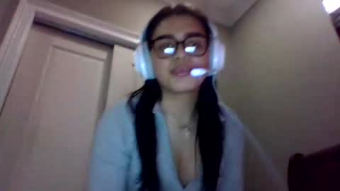 angelabvalle online show from February 20, 2:30 am