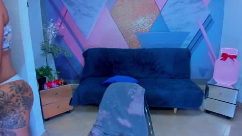 Snapshot of angelacoffee chatting on January 16, 5:32 am Angela online show from January 16, 5:32 am
