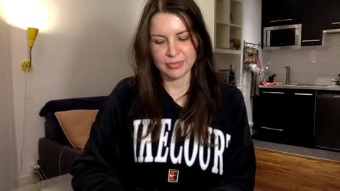 Snapshot of angeladarkk chatting on January 7, 10:30 pm Angela online show from January 7, 10:30 pm