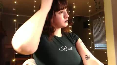 Snapshot of angelalice555 chatting on May 25, 12:16 am angelalice555 online show from May 25, 12:16 am