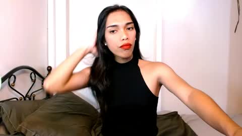 Snapshot of angelamonroe chatting on March 25, 4:35 pm SENORITA online show from March 25, 4:35 pm