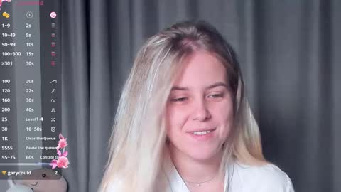 Darsi Anty online show from October 27, 3:27 pm