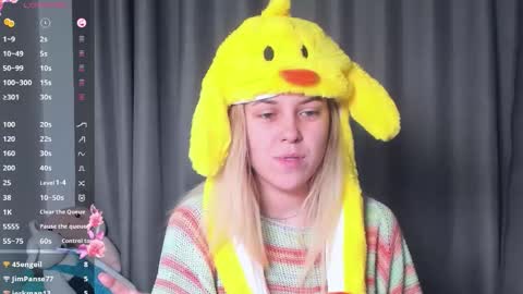 Darsi Anty online show from October 31, 3:24 pm