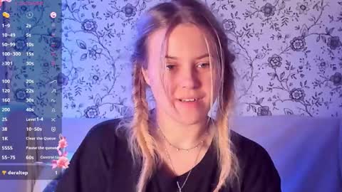 Darsi Anty online show from December 4, 3:10 pm