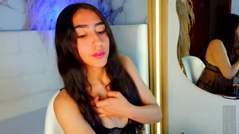 Snapshot of angelasexx_1 chatting on May 6, 12:21 pm Angela online show from May 6, 12:21 pm