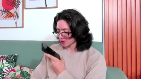 Angel Bennet online show from December 30, 3:14 am