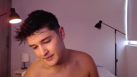 Angel online show from October 31, 7:04 pm