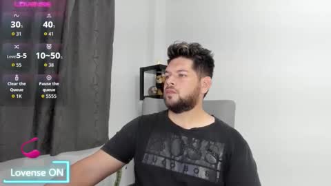 angel online show from April 14, 11:44 pm