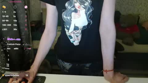 Snapshot of angelcute32 chatting on October 12, 3:44 pm AngelCute32 online show from October 12, 3:44 pm