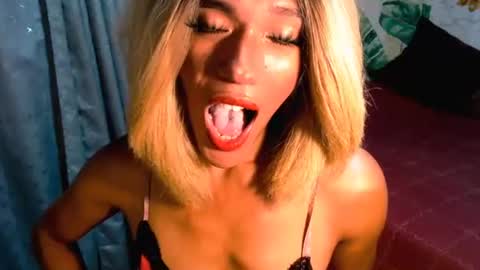 ANGELDARK online show from November 4, 5:17 am