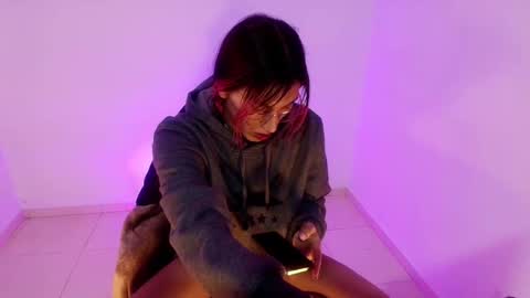 angele online show from March 18, 6:22 pm