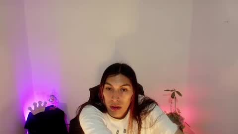 Snapshot of angele_johnson chatting on July 24, 7:34 pm angele online show from July 24, 7:34 pm